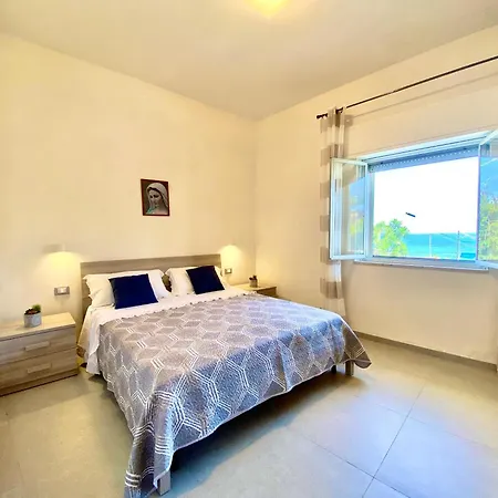 Dei Gerani, A 500 Mt Dal Mare Apartment *