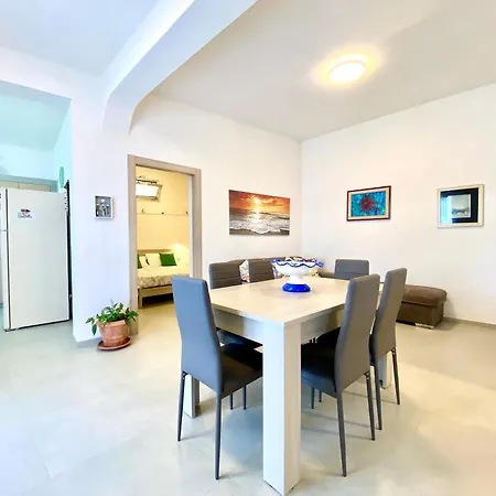 Apartamento Dei Gerani, A 500 Mt Dal Mare Alcamo